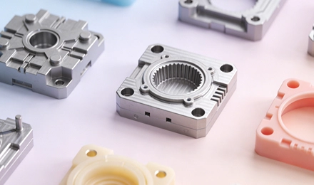 img_services_03_Injection_Molding